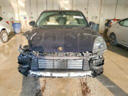 
										2021 Porsche Cayenne full									