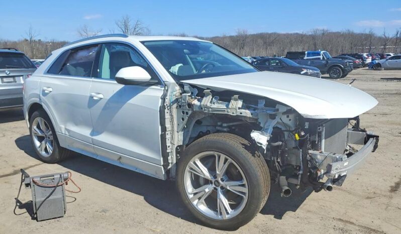 
								2023 Audi Q8 full									