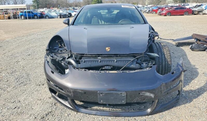
								2016 Porsche Panamera full									