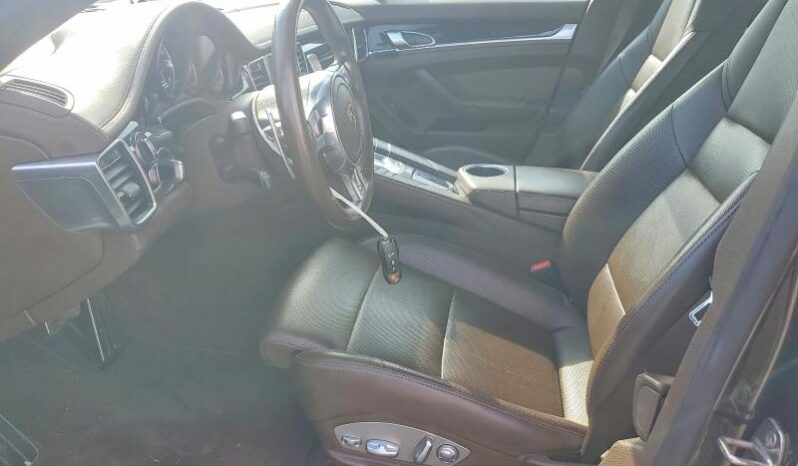 
								2016 Porsche Panamera full									