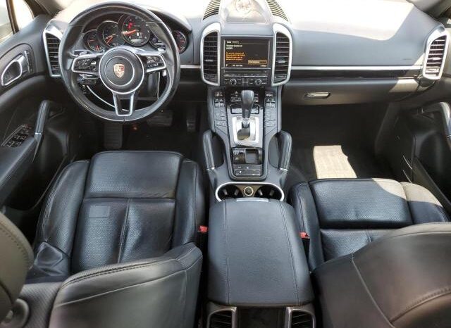 
								2016 Porsche Cayenne full									