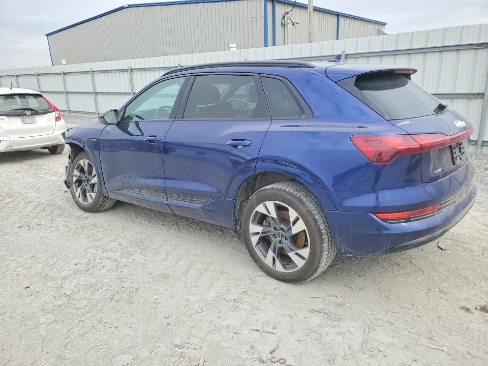 2022 Audi E-tron
