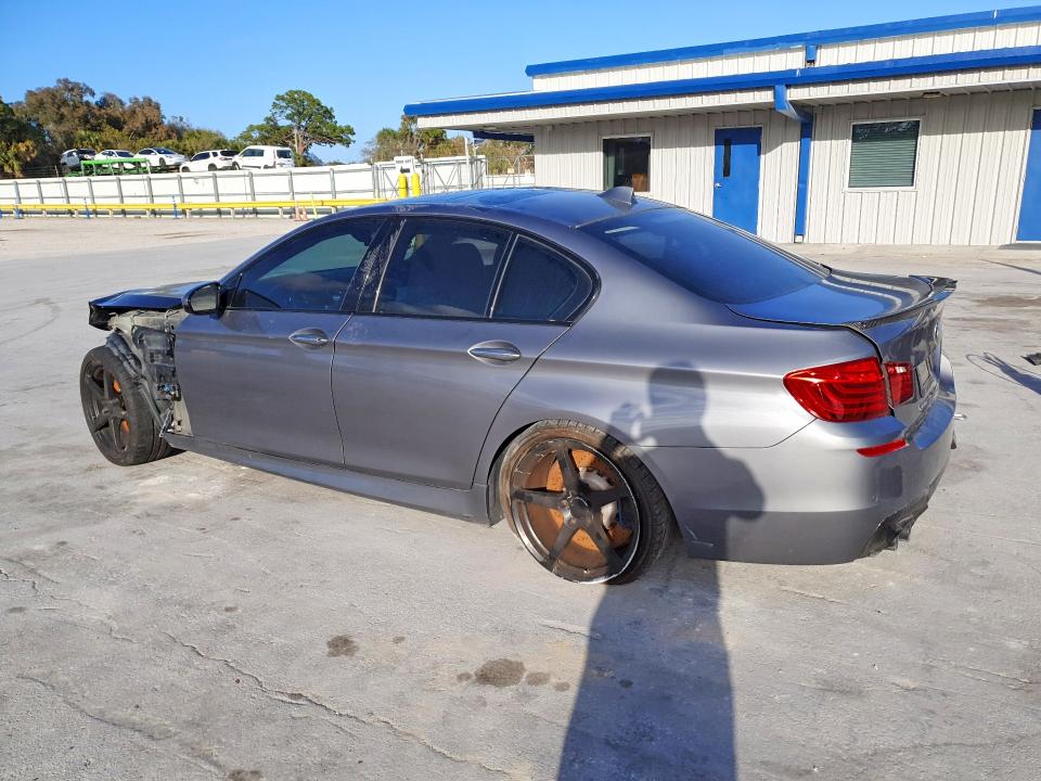 2016 BMW M5