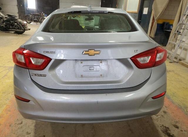 
								2017 Chevrolet Cruze full									