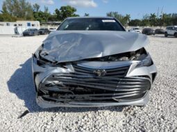 
										2021 Toyota Avalon full									