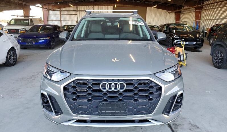 
								2023 Audi Q5 full									
