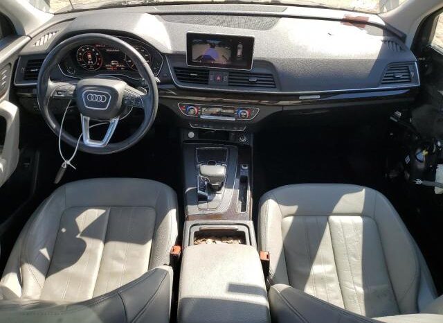 
								2018 Audi Q5 full									