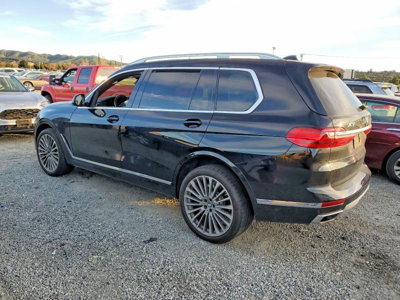 2020 BMW X7