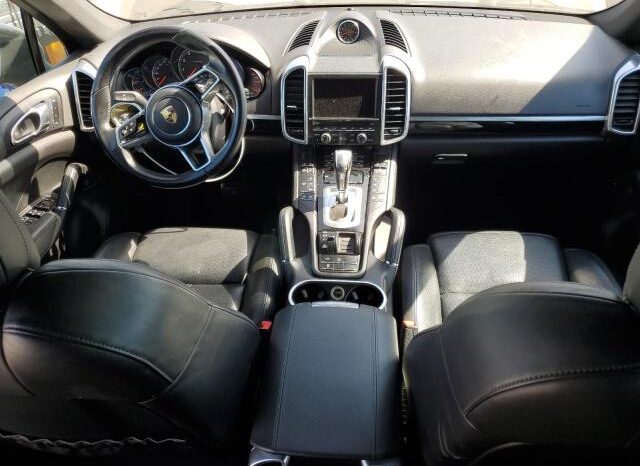 
								2016 Porsche Cayenne full									