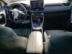
										2022 Toyota Rav4 full									