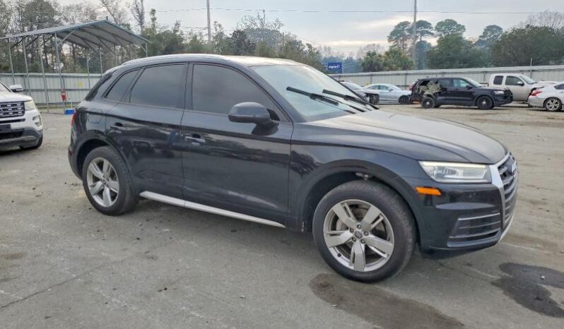 
								2018 Audi Q5 full									
