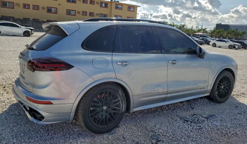 
								2017 Porsche Cayenne full									