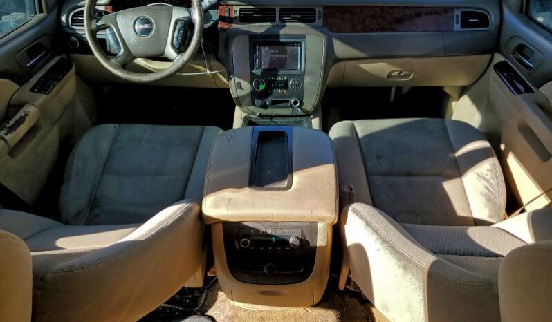 
								2012 Gmc Yukon full									