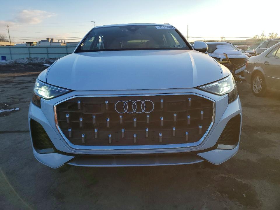 2024 Audi Q8