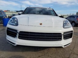 
										2021 Porsche Cayenne full									