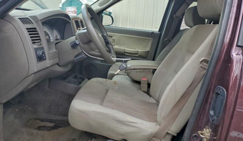 
								2005 Dodge Dakota full									