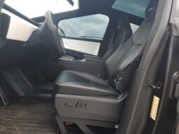 
										2024 Tesla Cybertruck full									