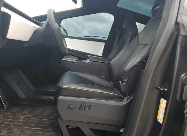
								2024 Tesla Cybertruck full									