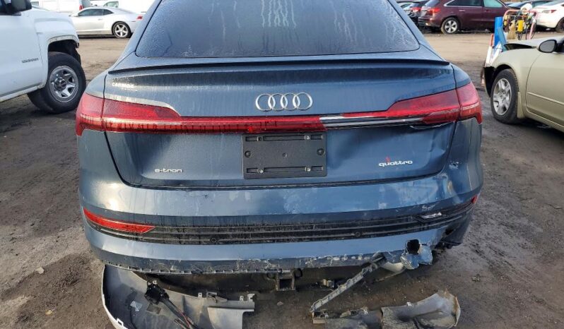 
								2021 Audi E-tron full									