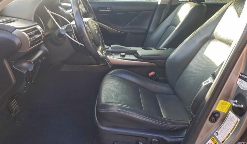 
								2015 Lexus Is 250 full									