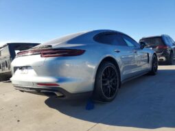 
										2018 Porsche Panamera full									