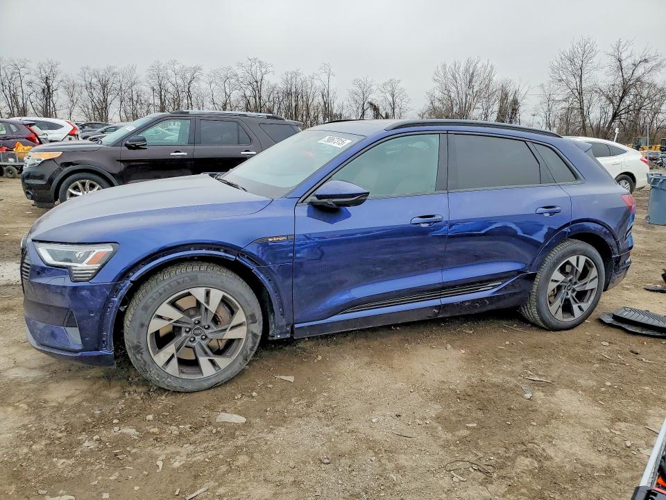 2022 Audi E-tron