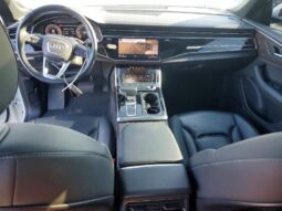 
										2019 Audi Q8 full									