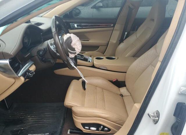 
								2017 Porsche Panamera full									