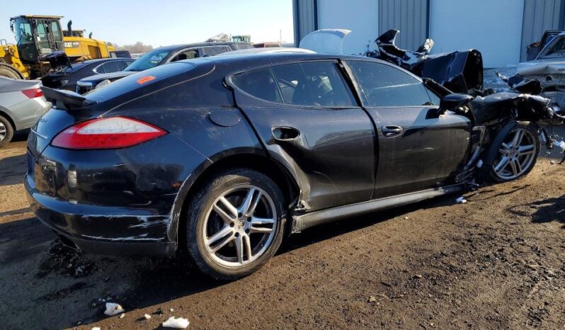 
								2011 Porsche Panamera full									