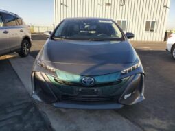 
										2017 Toyota Prius prim full									