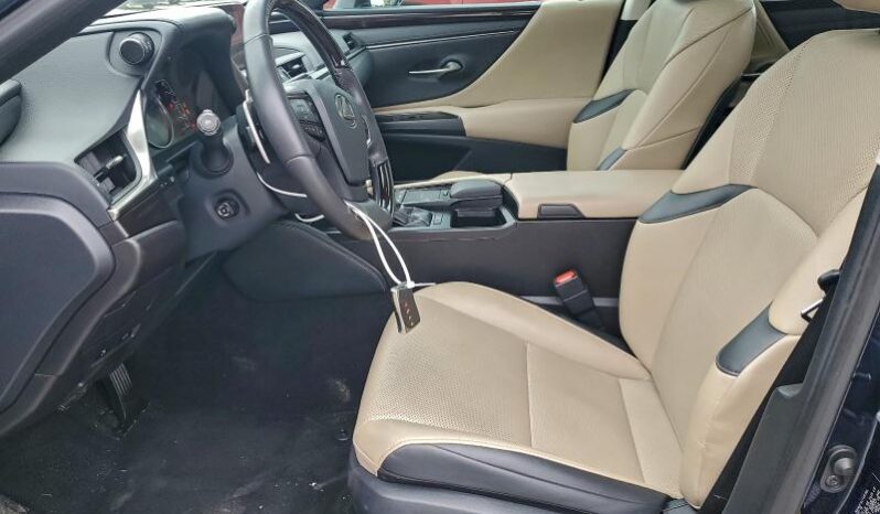 
								2019 Lexus Es 350 full									