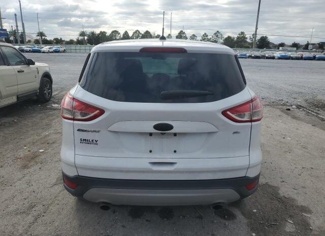 
								2015 Ford Escape se full									