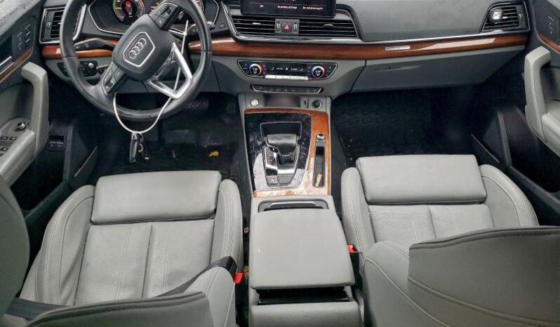 
								2022 Audi Q5 full									