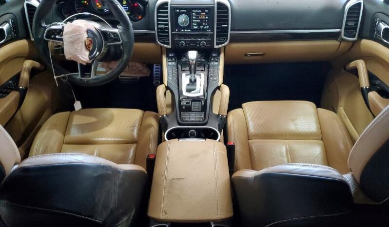 
								2016 Porsche Cayenne full									