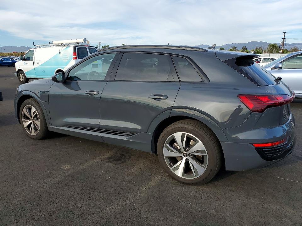 2024 Audi Q8