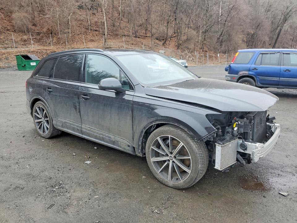 2021 Audi Sq7