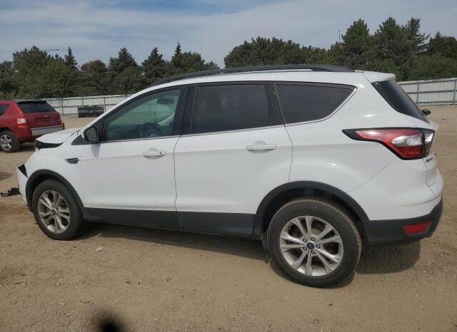 
								2018 Ford Escape se full									