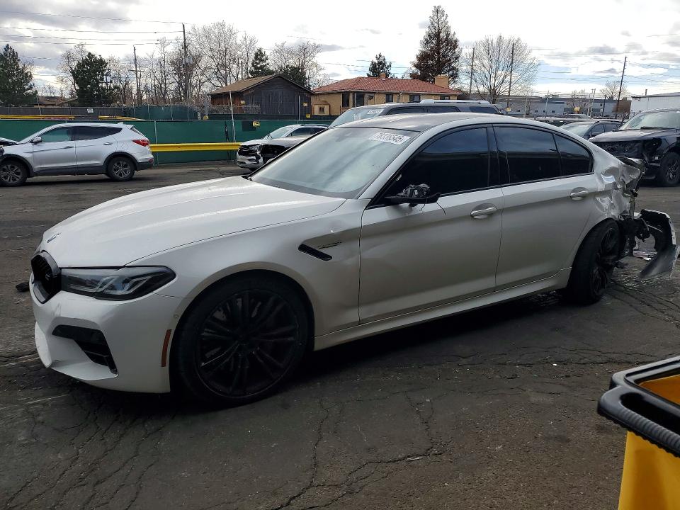 2023 BMW M5