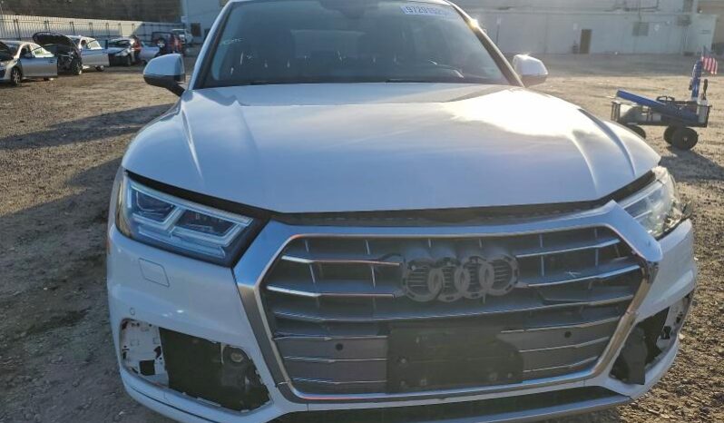 
								2019 Audi Q5 full									