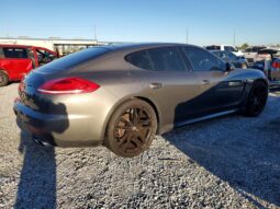 
										2016 Porsche Panamera full									