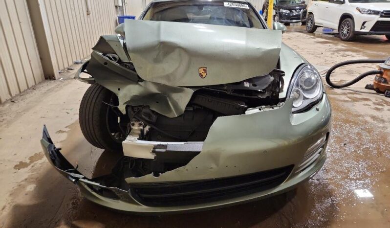 
								2012 Porsche Panamera full									