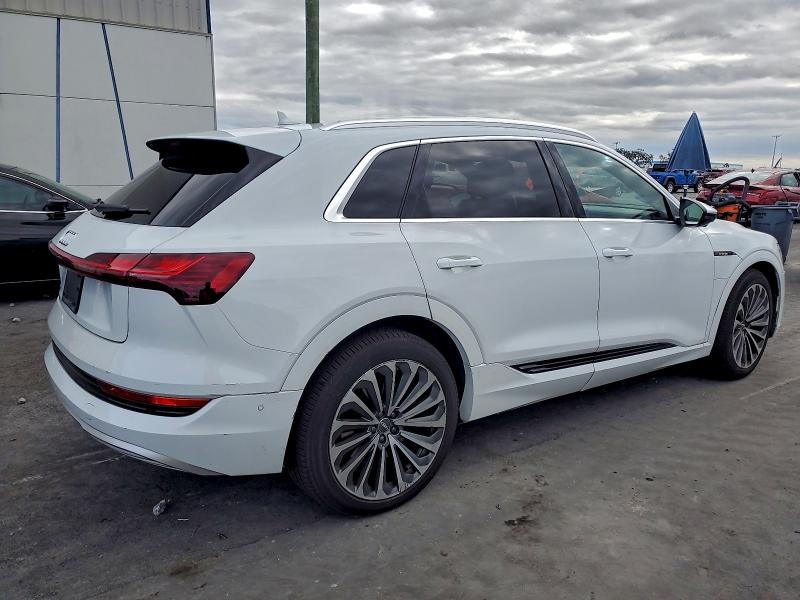2019 Audi E-tron