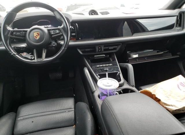 
								2024 Porsche Cayenne full									