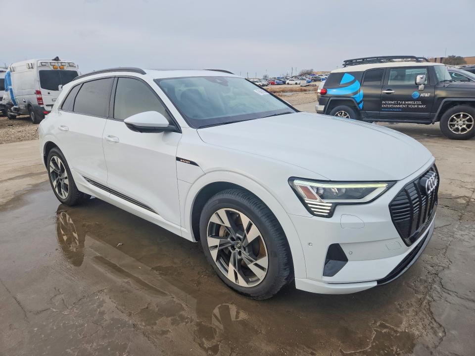 2021 Audi E-tron