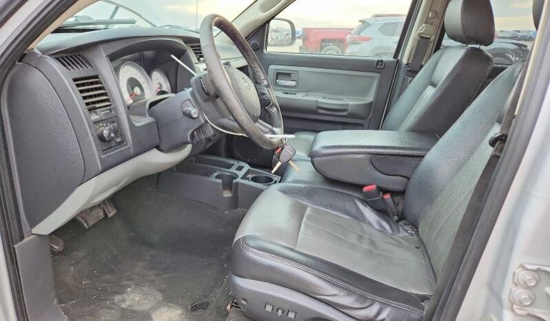 
								2008 Dodge Dakota full									