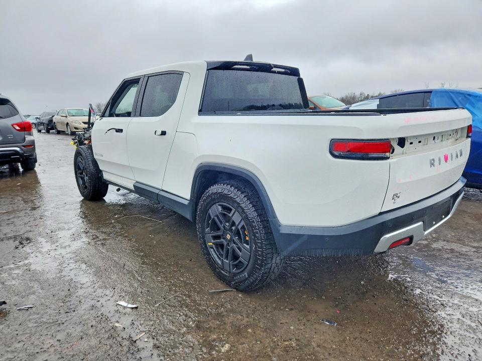 2023 Rivian R1t