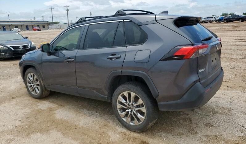 
								2020 Toyota Rav4 full									