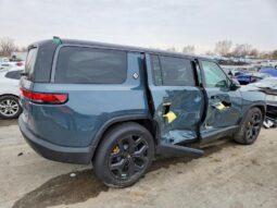 
										2026 Rivian R1s full									
