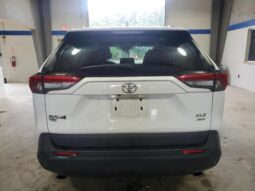 
										2022 Toyota Rav4 full									