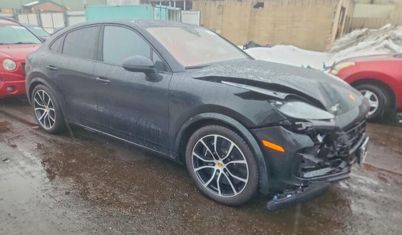 
								2023 Porsche Cayenne full									